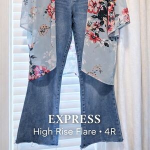 Express High Rise Flare Jeans 4R Medium Wash Raw Hem Boho